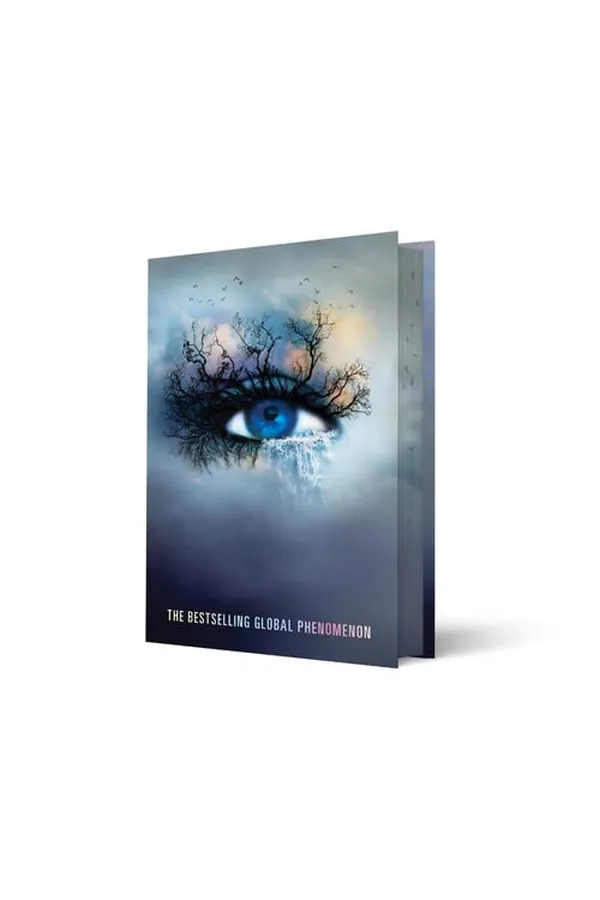 Cover of Shatter Me Collector's Deluxe Limited Edition